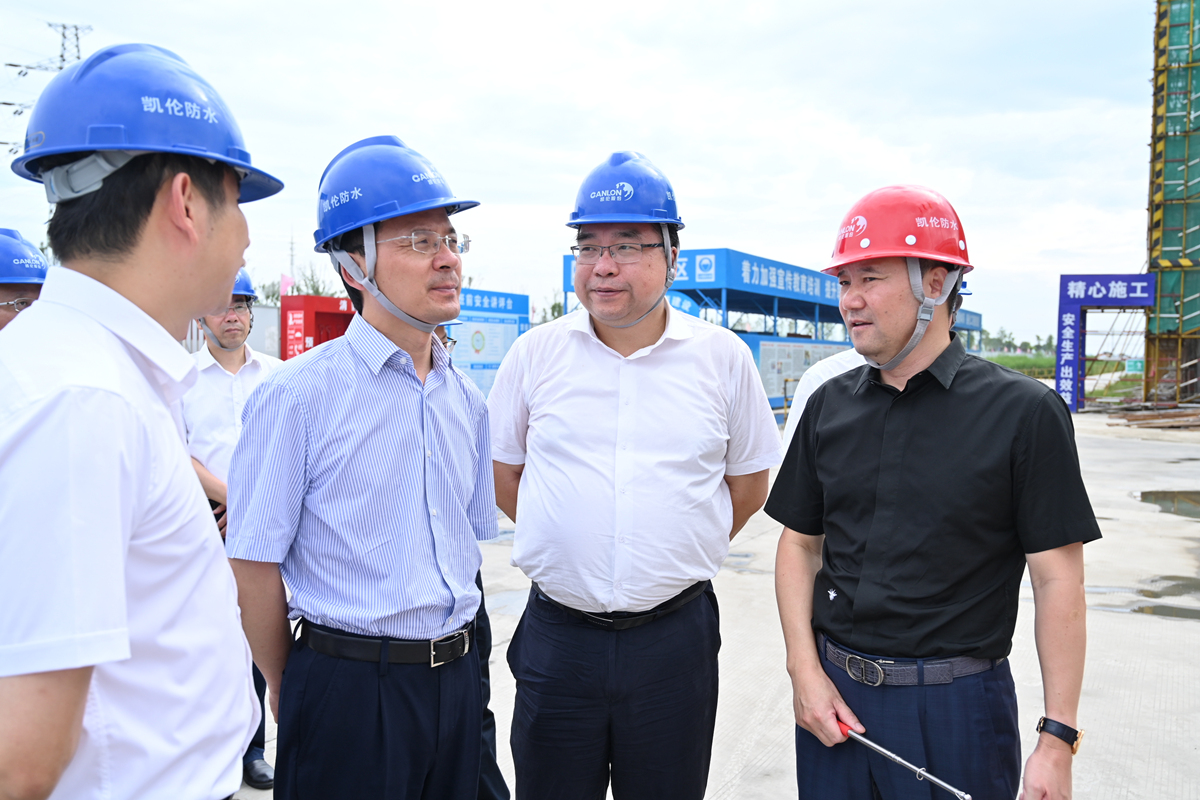 “做美太湖 做亮江村 做高产业 做优队伍” 区领导调研尊龙凯时人生就是博·(中国)官网,尊龙凯时人生就是搏!平台高分子产业园